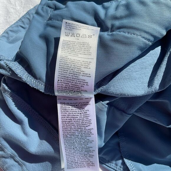 Athleta Blue Trekkie North Shorts - Picture 3 of 6